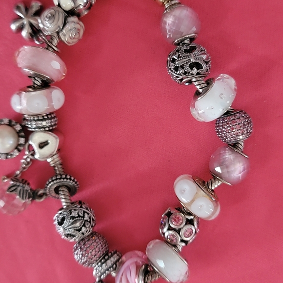 Pandora Pink bracelet - Picture 2 of 5